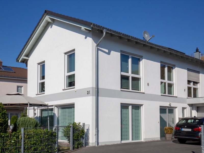 Garagentor Einfamilienhaus